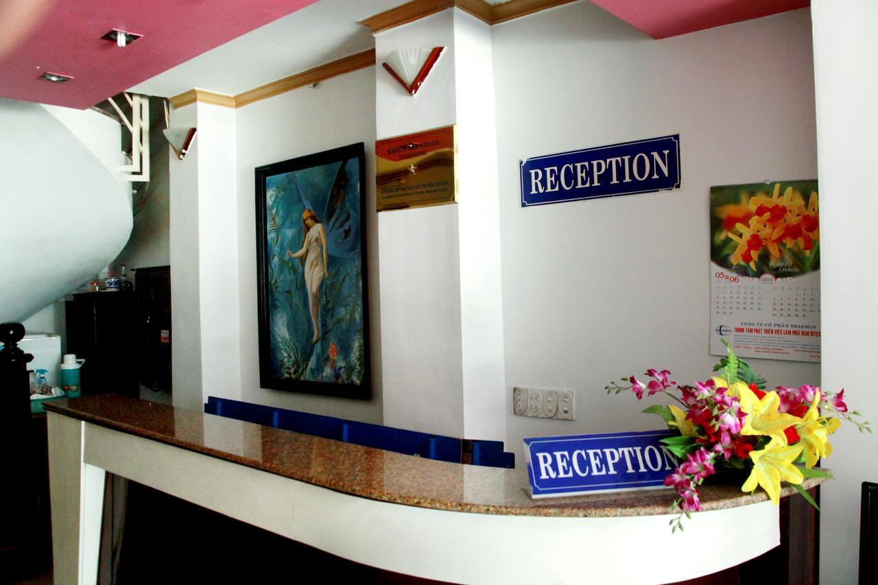 Volga Hotel Hue Exterior photo
